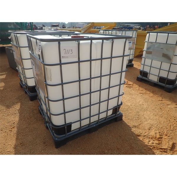 300 GAL PLASTIC CONTAINER w/wire cage (B-7)