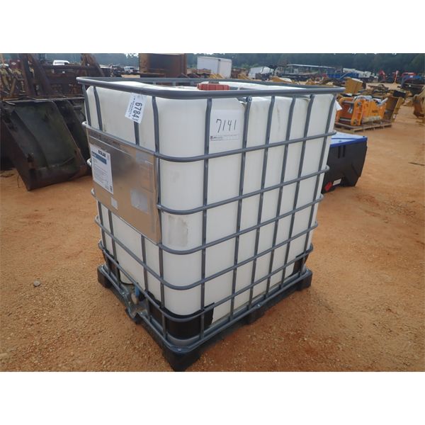 300 GAL PLASTIC CONTAINER w/wire cage (B-7)