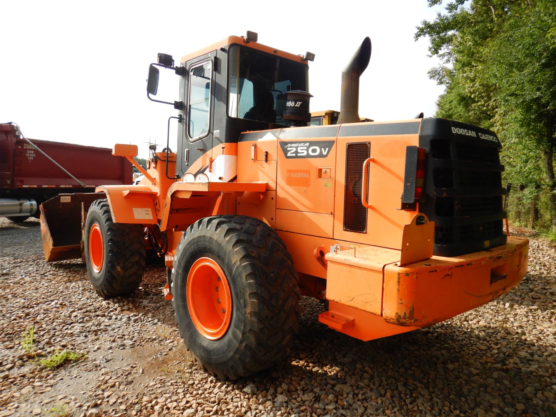 Mega Loader 2008 DAEWOO / DOOSAN MEGA 250V Wheel Loader - J.M. Wood Auction Company ...