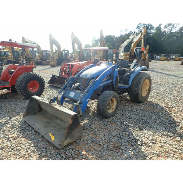 NEW HOLLAND TC45DA Farm Tractor