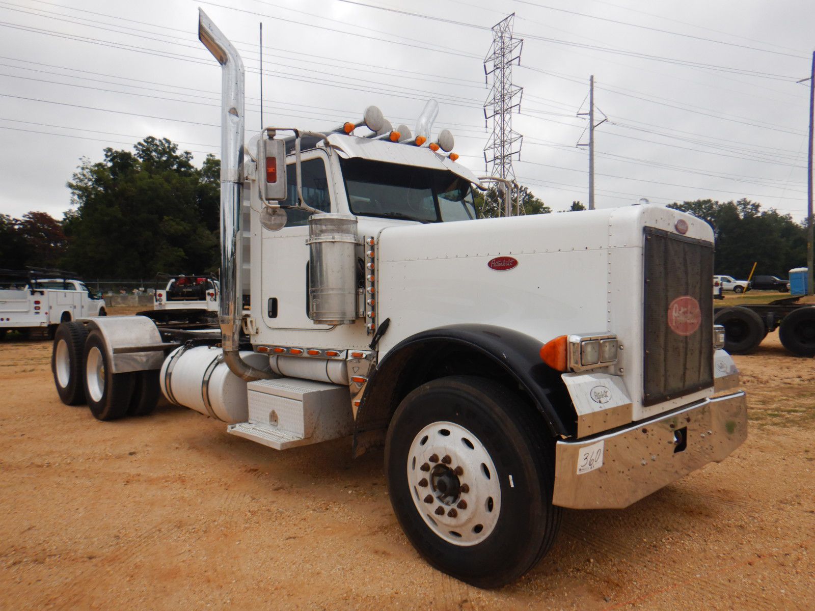 2007 PETERBILT 379 Day Cab Truck