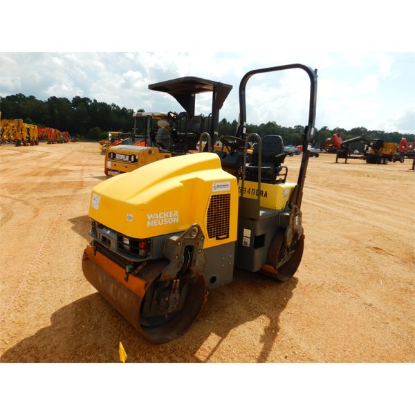 WACKER NEUSON RD27-120 Roller