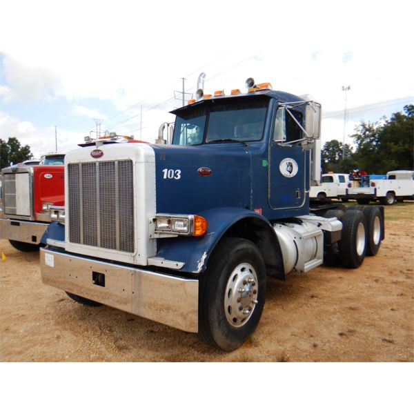 1990 PETERBILT 379 Day Cab Truck