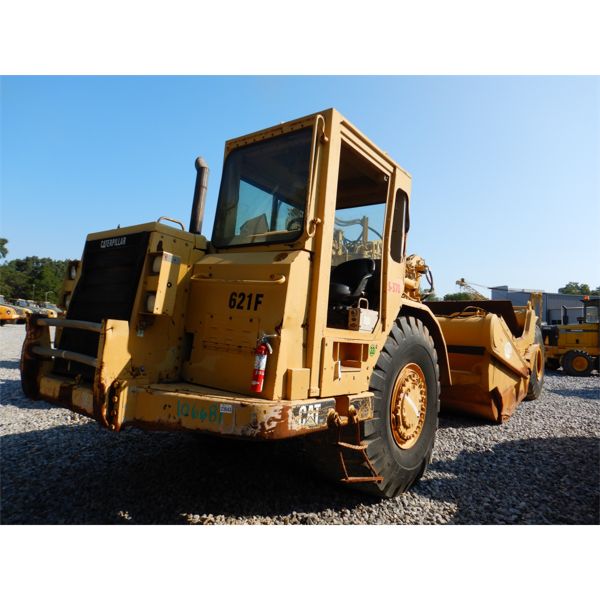 1997 CAT 621F Motor Scraper