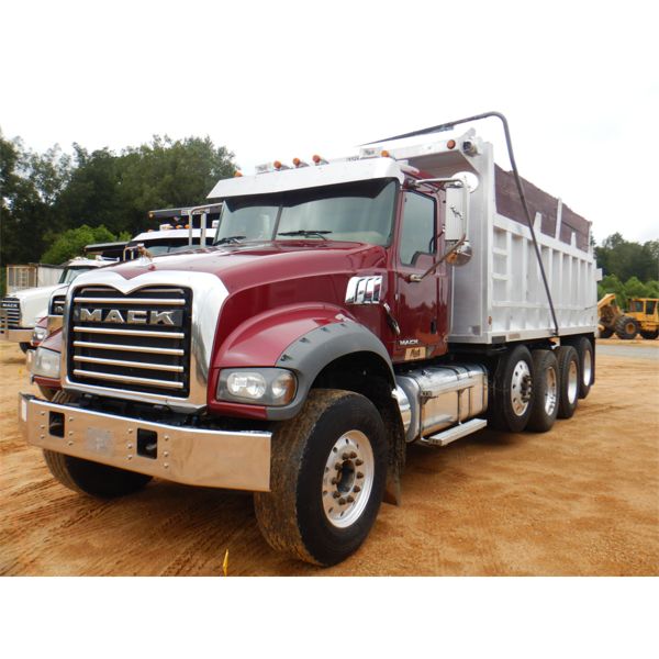 2014 MACK GU713 Dump Truck