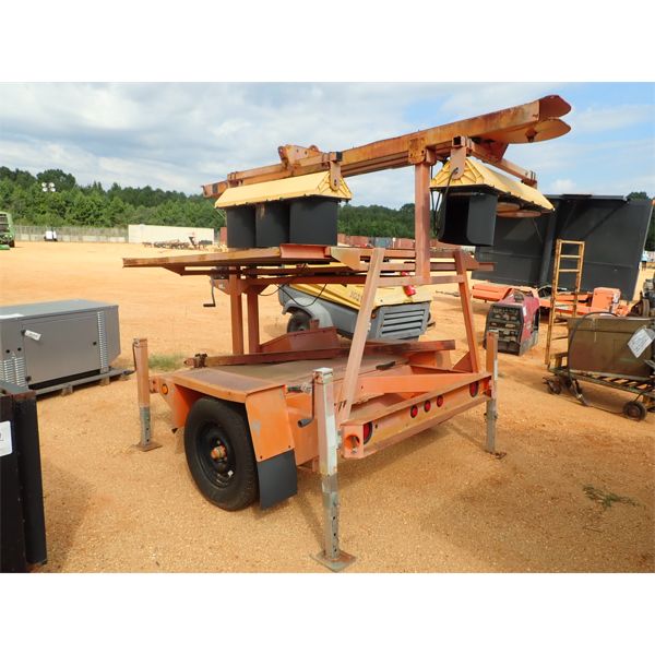 HORIZON SOLAR POWER TRAFFIC SIGNAL (B-3)