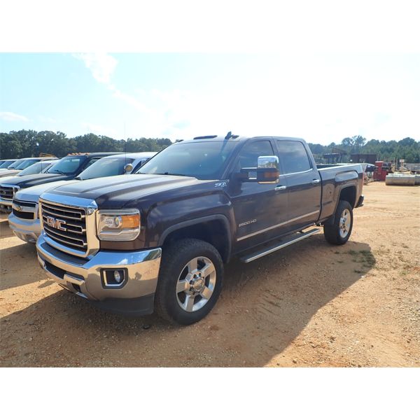 2016 GMC SIERRA Pickup Truck