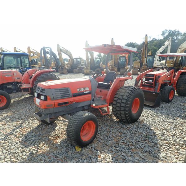 KUBOTA L4200 Farm Tractor