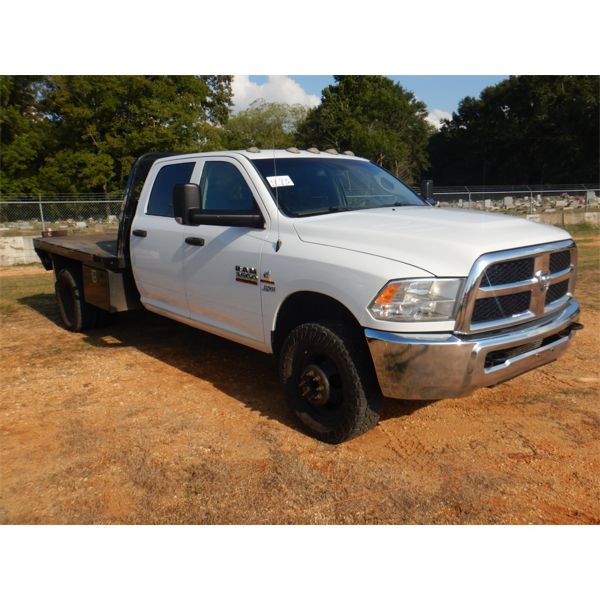 2016 RAM 3500 HEAVY DUTY Flatbed Truck
