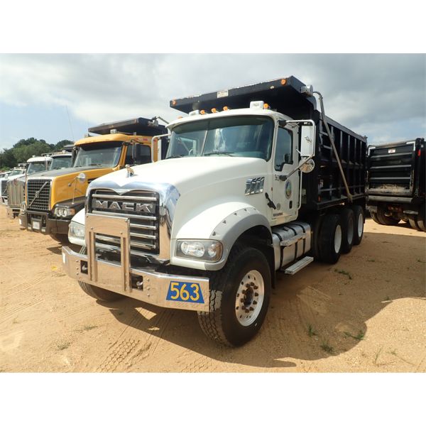2011 MACK GU713 Dump Truck