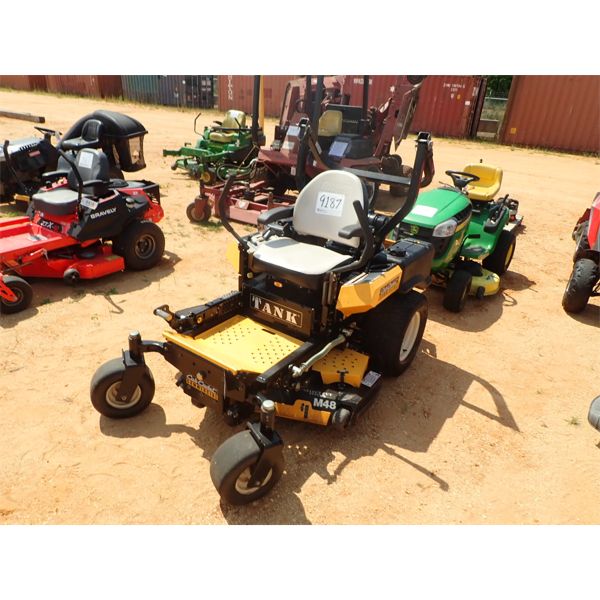 CUB CADET TANK COMMERCIAL ZERO TURN M48 Lawn Mower