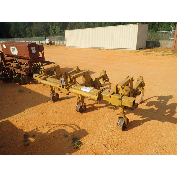 3 ROW CULTIVATOR/RIPPER, 96" WIDE, 3 PTH