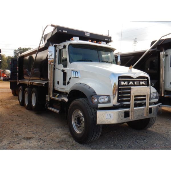 2022 MACK GR64F Dump Truck