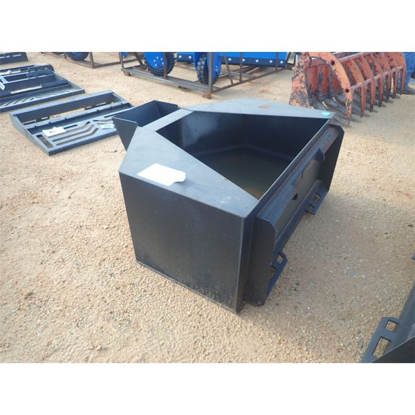 CONCRETE BUCKET, 3 CU YD, fits skid steer loader (B5)