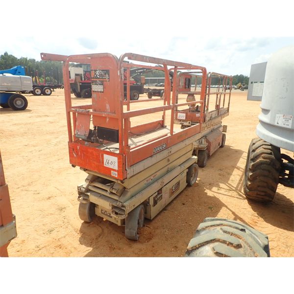JLG GS2032-E2 Scissor Lift