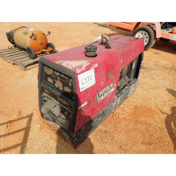 LINCOLN K1727-3 WELDER