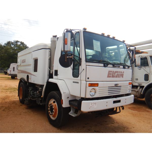 2007 ELGIN SC-8000 Sweeper Truck