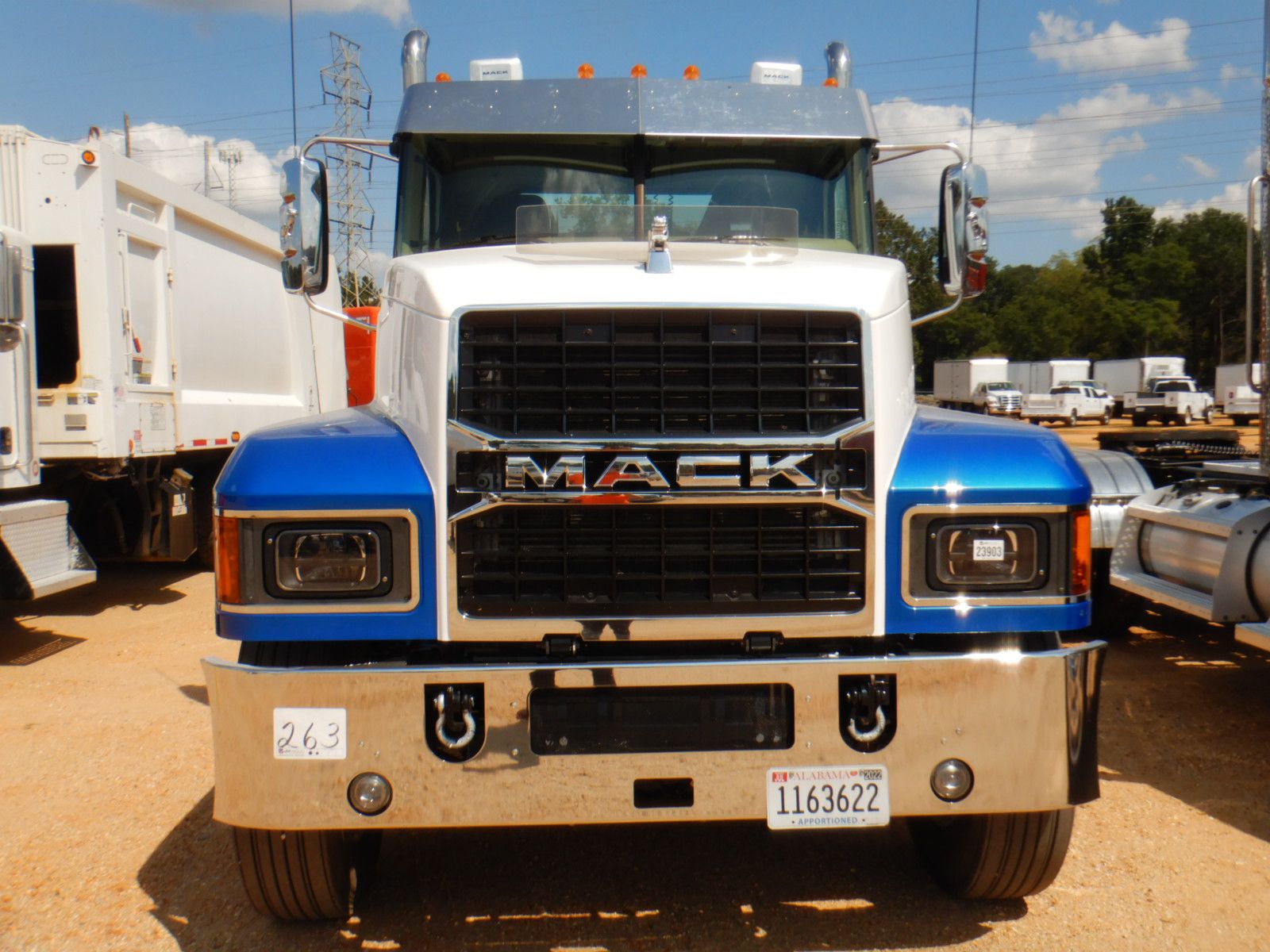 2022 MACK PI64T Day Cab Truck