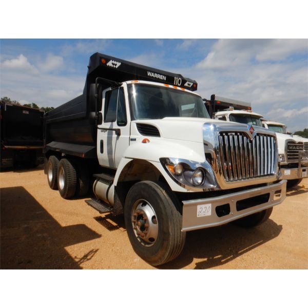 2009 INTERNATIONAL WORKSTAR 7400 Dump Truck