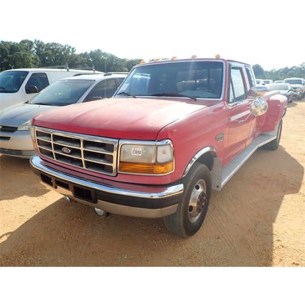 1997 FORD F350 XLT Pickup Truck