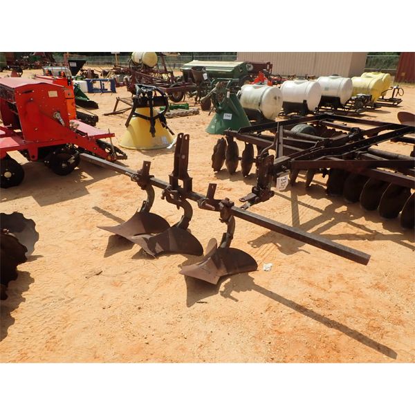 3 BOTTOM TURNER  Plow