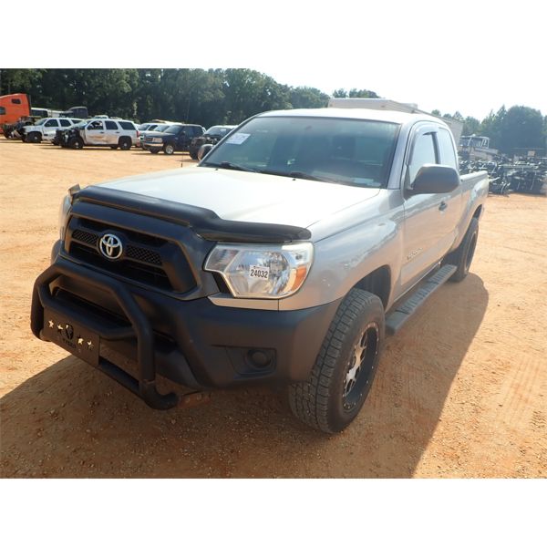 2015 TOYOTA TACOMA TRD Pickup Truck