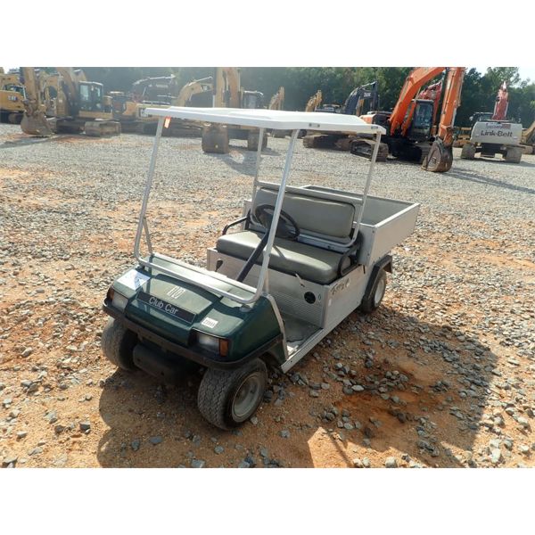 CLUB CAR TURF 2 Golf Cart
