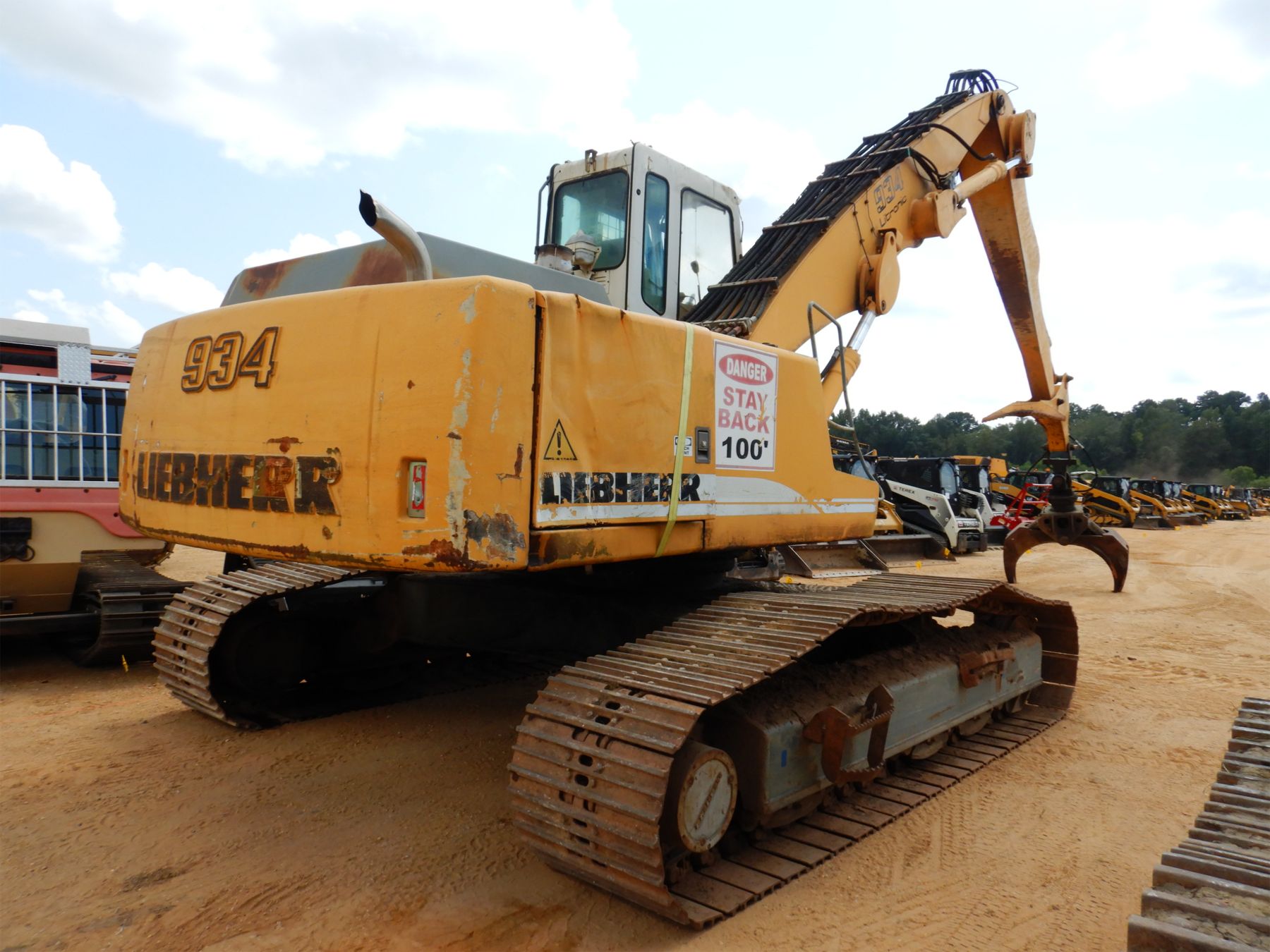 LIEBHERR R934B EW MATERIAL HANDLER