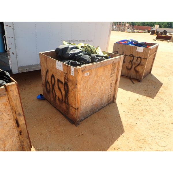 (1) BOX TRAILER RAMPS, TIE DOWN STRAPS & BLANKET (A-1)