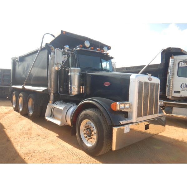 2004 PETERBILT 378 Dump Truck
