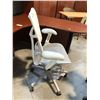 Image 2 : HERMAN MILLER MIRRA 2 MINERAL GREY FULLY ADJUSTABLE TASK CHAIR