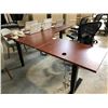 Image 2 : CHERRY 6' X 7' BOW FRONT ELECTRIC SIT/STAND DESK