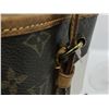 Image 3 : Louis Vuitton Brown Monogram Canvas Bucket GM Shoulder Bag