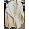 Image 1 : FLUFFY WHITE WARM COAT BY GERMINATE SIZE MEDIUM