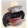 Image 1 : HAT BOX WITH FUR SCARF & FUR/FELT HAT