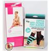 Image 1 : NEW PAIR OF MOISTURIZING GEL HEEL SOCKS SOLD WITH
