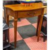 Image 1 : VINTAGE HALLWAY/ENTRANCE WAY TABLE W/SINGLE DRAWER