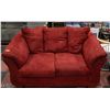 Image 1 : RED LOVESEAT