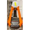Image 1 : LARGE RIDGID 18V HYBRID SELF-RIGHTING AREA LIGHT