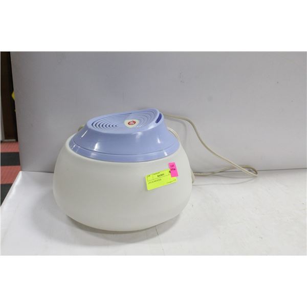 LIFE HUMIDIFIER
