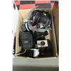 Image 1 : BOX ASSORTED CAMERAS