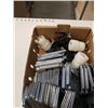 Image 2 : TRAY OF ELECTRICAL PLUGS, OULETS AND COVERS