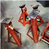 Image 2 : MOTOMASTER FLOOR JACK AND 4 JACKSTANDS