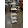 Image 2 : COSCO 3 STEP FOLDING PAINTERS LADDER