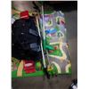 Image 2 : KIDS PLAY AREA MAT WITH 4 PICK UP TOOLS AND AIR MATTRESS
