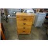Image 1 : 4 DRAWER MAPLE CHEST OF DRAWERS