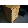 Image 3 : MAPLE 4 DRAWER CHEST OF DRAWERS