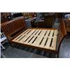 Image 1 : QUEENSIZE BED FRAME