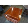 Image 2 : ROSEWOOD ENDTABLE