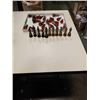 Image 1 : LOT OF DIE CAST CHESS PIECES